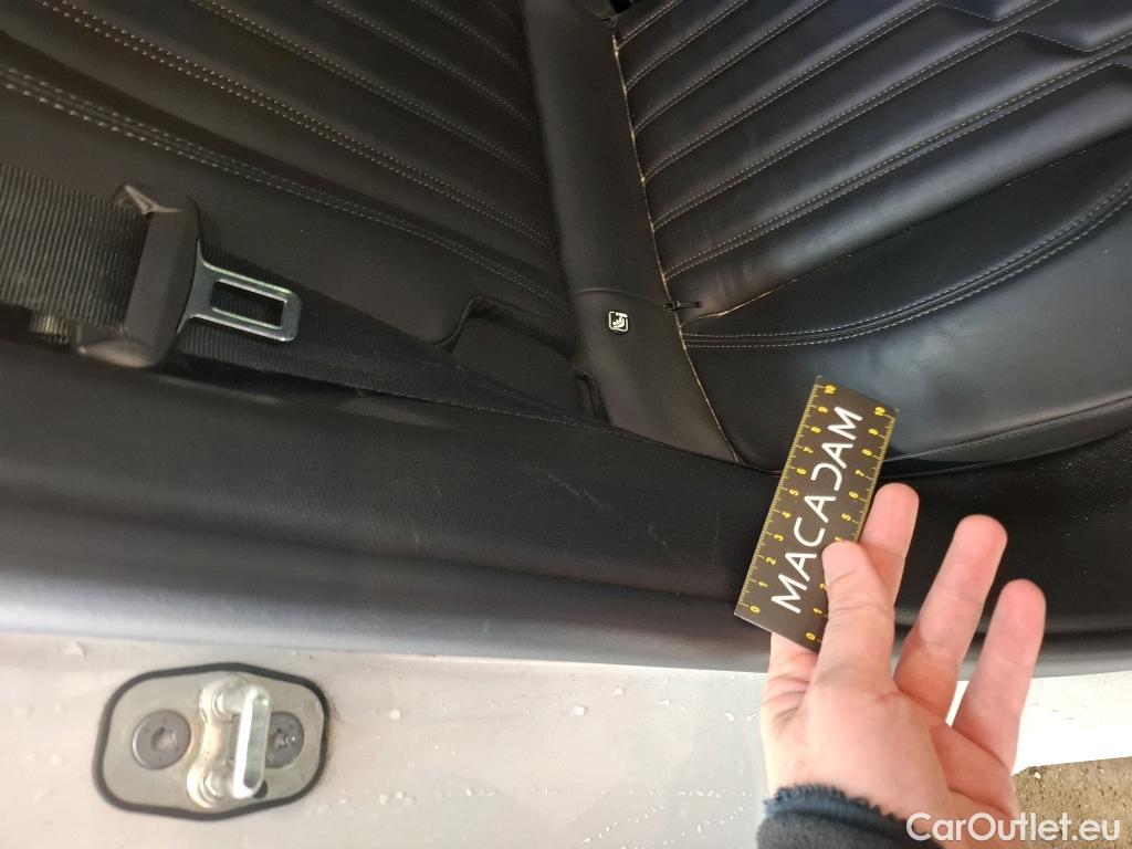  Peugeot  2008 PEUGEOT  / 2019 / 5P / Crossover BLUEHDI 130 S&S EAT8 GT PACK #20