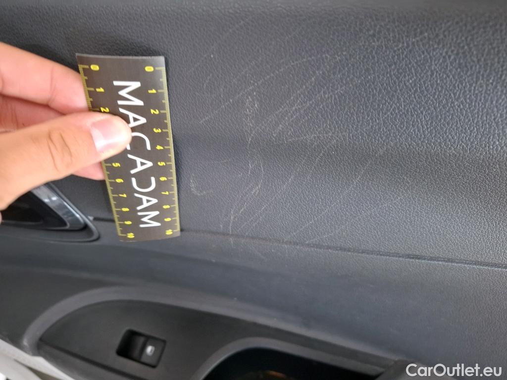  Hyundai  Bayon HYUNDAI  2021 5P SUV 10 T-GDI 100 DCT 7 HYB 48V INTUITIVE #11