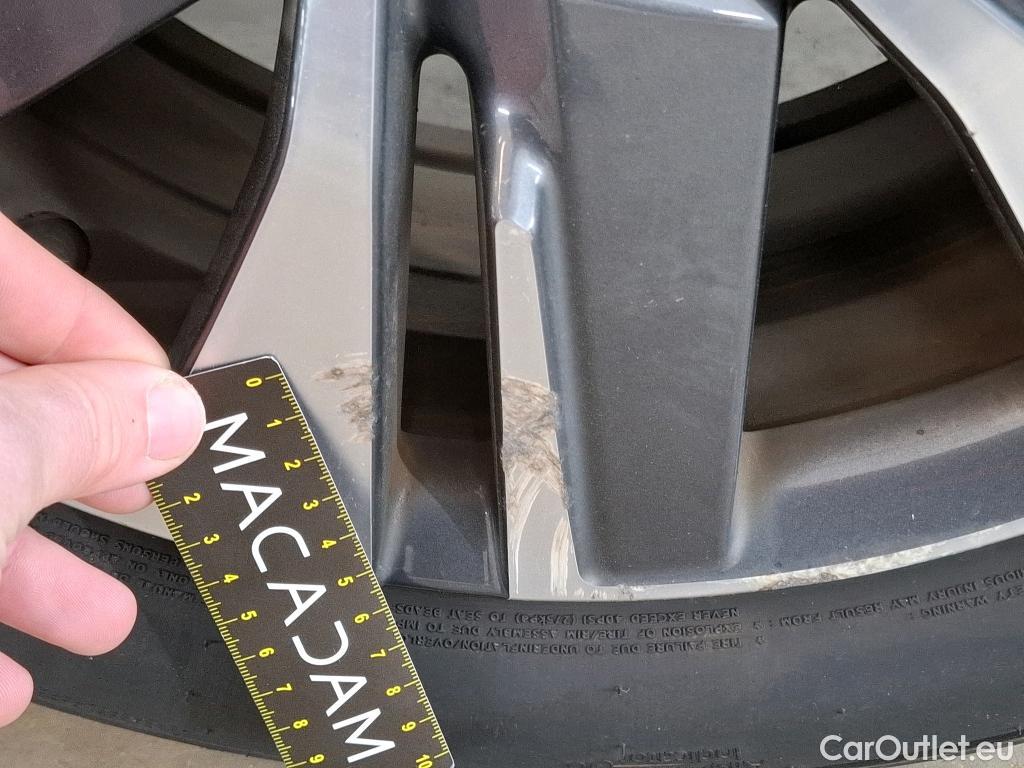  Peugeot  2008  Allure Business 1.5 HDi 120CV BVA6 E6dT #75