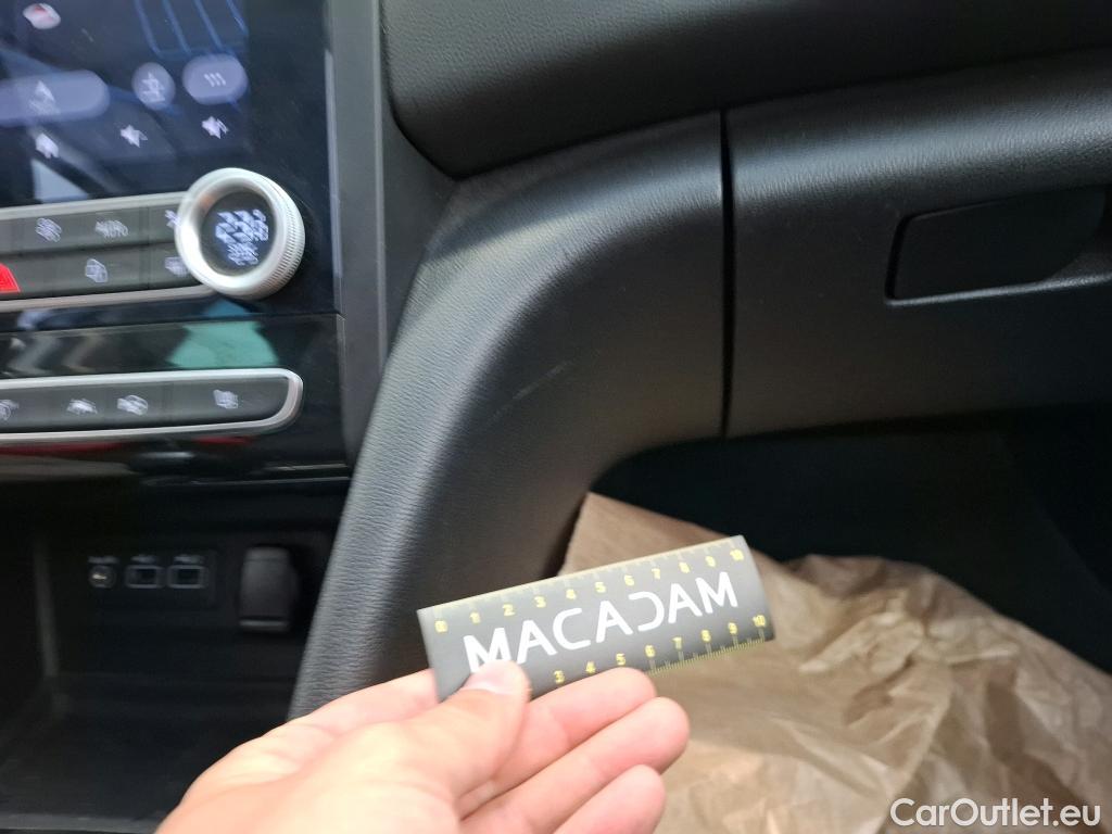  Renault  Megane RENAULT Mégane Berline / 2020 / 5P / Berline Intens TCe 140 EDC FAP -21N #15