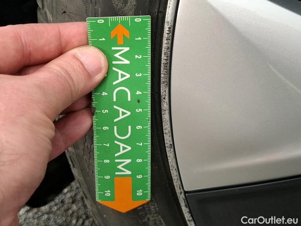  Tesla  Model Y TESLA  / 2020 / 5P / SUV Grand Autonomie Dual Motor AWD #9