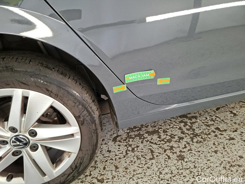  Volkswagen  Golf  VOLKSWAGEN  2020  5P  Berline 20 TDI SCR 115 DSG7 Life Busi #21