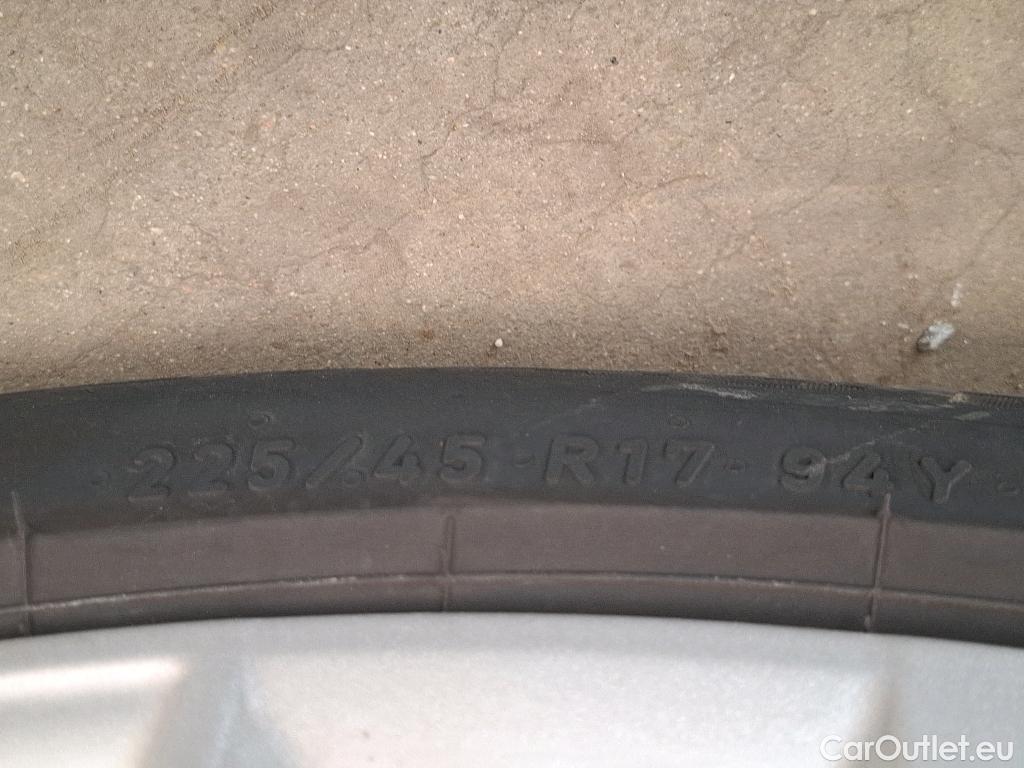  Audi  A3 AUDI  Sportback / 2020 / 5P / Berline 40 TFSI e 204 S Tronic Design Luxe #7