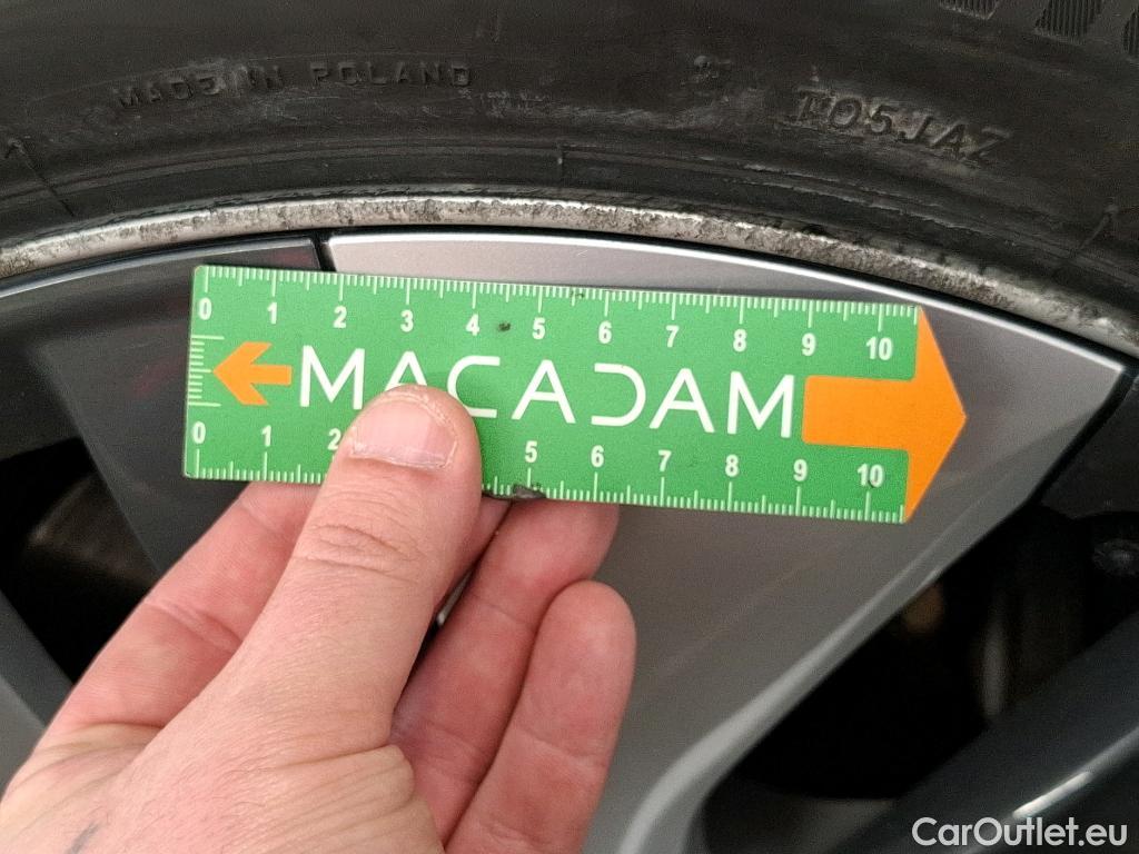  Tesla  Model Y TESLA  / 2020 / 5P / SUV Grand Autonomie Dual Motor AWD #6