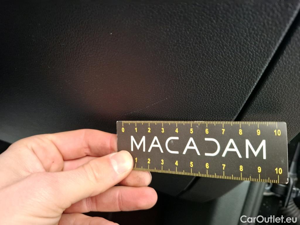  Volkswagen  Golf  VOLKSWAGEN / 2020 / 5P / Berline 2.0 TDI SCR 115 DSG7 LIFE SOCI BUSINESS #7