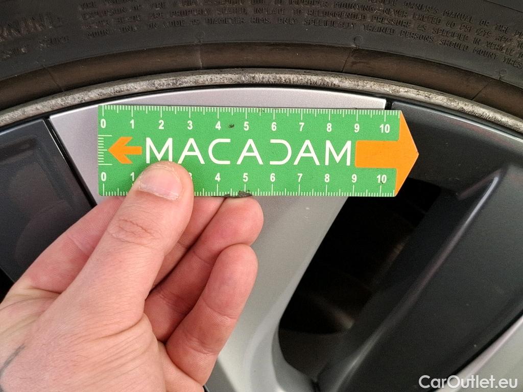  Tesla  Model Y TESLA  / 2020 / 5P / SUV Grand Autonomie Dual Motor AWD #18