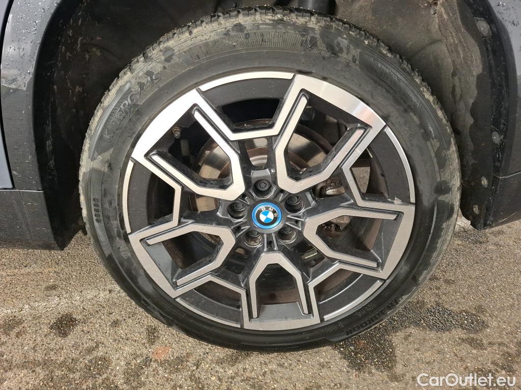  Bmw  X1 BMW  / 2022 / 5P / SUV xDrive30e xLine DKG7 #9
