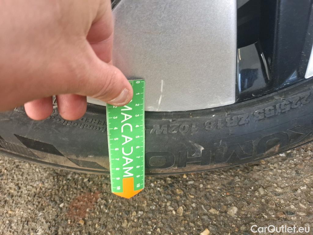  Hyundai   Ioniq Ioniq 6 Creative Electrique 77kWh BVA #24