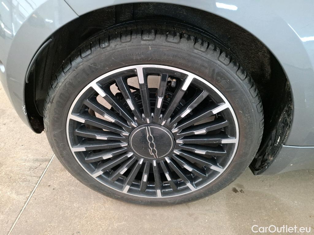  Fiat  500  e Berline Icone 42kWh BVA #26