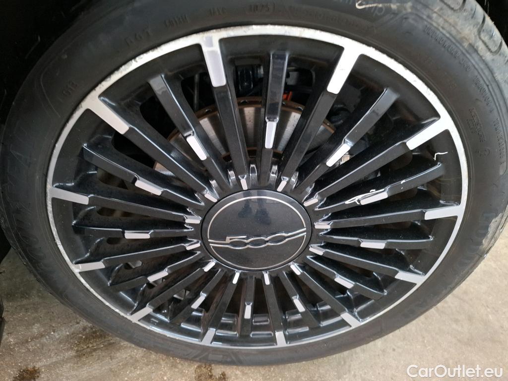  Fiat  500  e Berline Icone 42kWh BVA #31