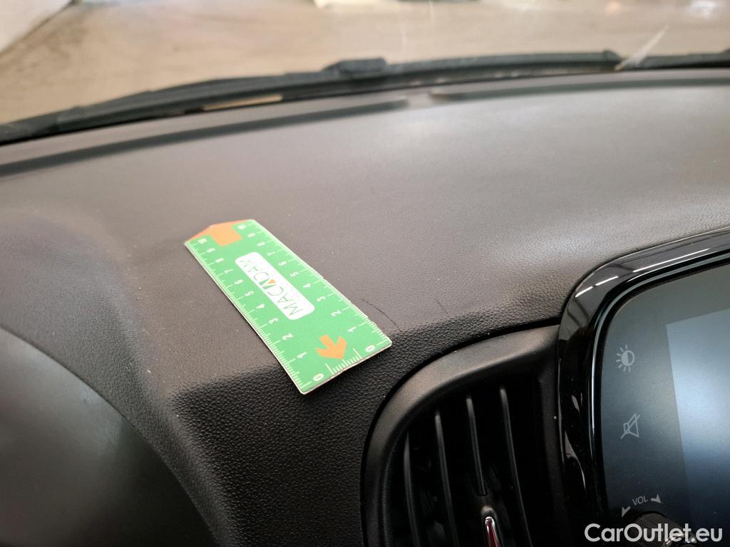  Fiat  500 FIAT   2015  3P  Berline Hybrid 10 BSG 70 ch Dolcevita #4