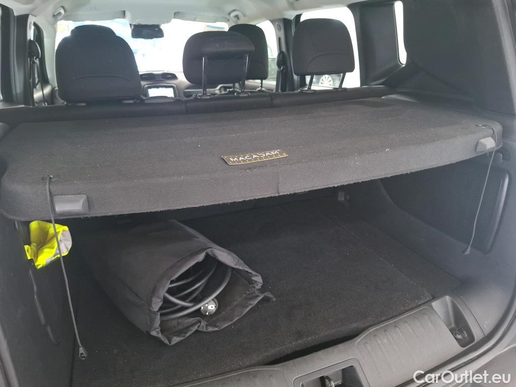  Jeep  Patriot JEEP Renegade / 2018 / 5P / SUV 1.3 GSE T4 190 4xe Limited #4