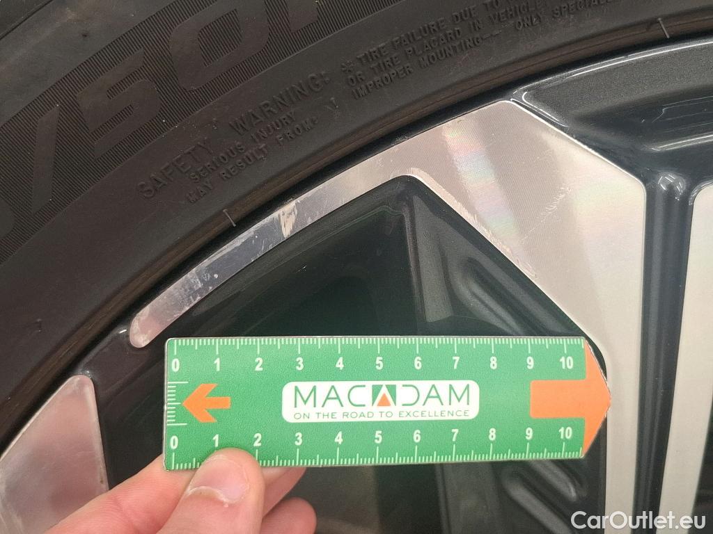  Hyundai  Tucson HYUNDAI  / 2020 / 5P / SUV 1.6 PHEV 265 HTRAC CREATIVE 4WD AUTO #9