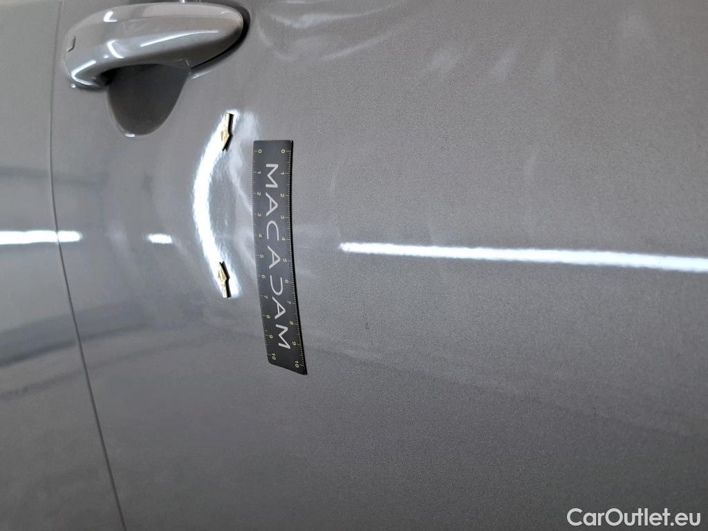  Nissan  Juke NISSAN  / 2019 / 5P / Crossover Hybrid 145 Business+ #3