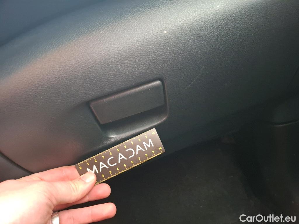  Nissan  Juke NISSAN  / 2019 / 5P / Crossover Hybrid 145 Business+ #13