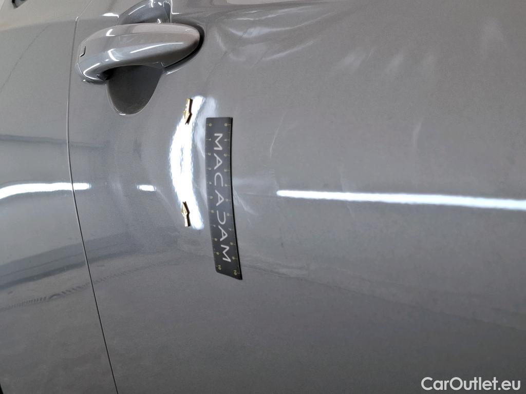  Nissan  Juke NISSAN  / 2019 / 5P / Crossover Hybrid 145 Business+ #4