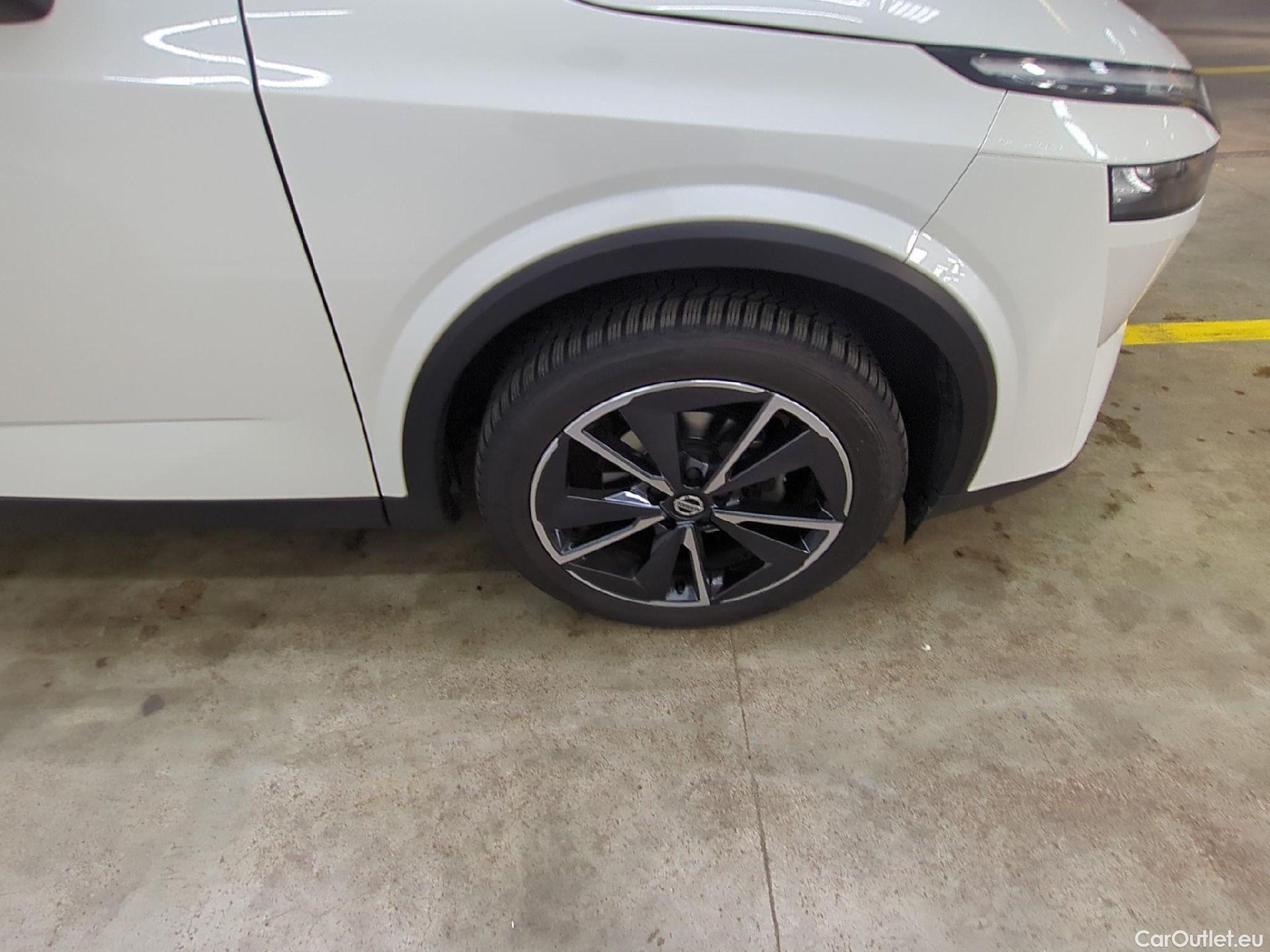  Nissan  Qashqai NISSAN  / 2021 / 5P / Crossover 1.3 MHEV 158ch Xtronic N-Style(SP) #4