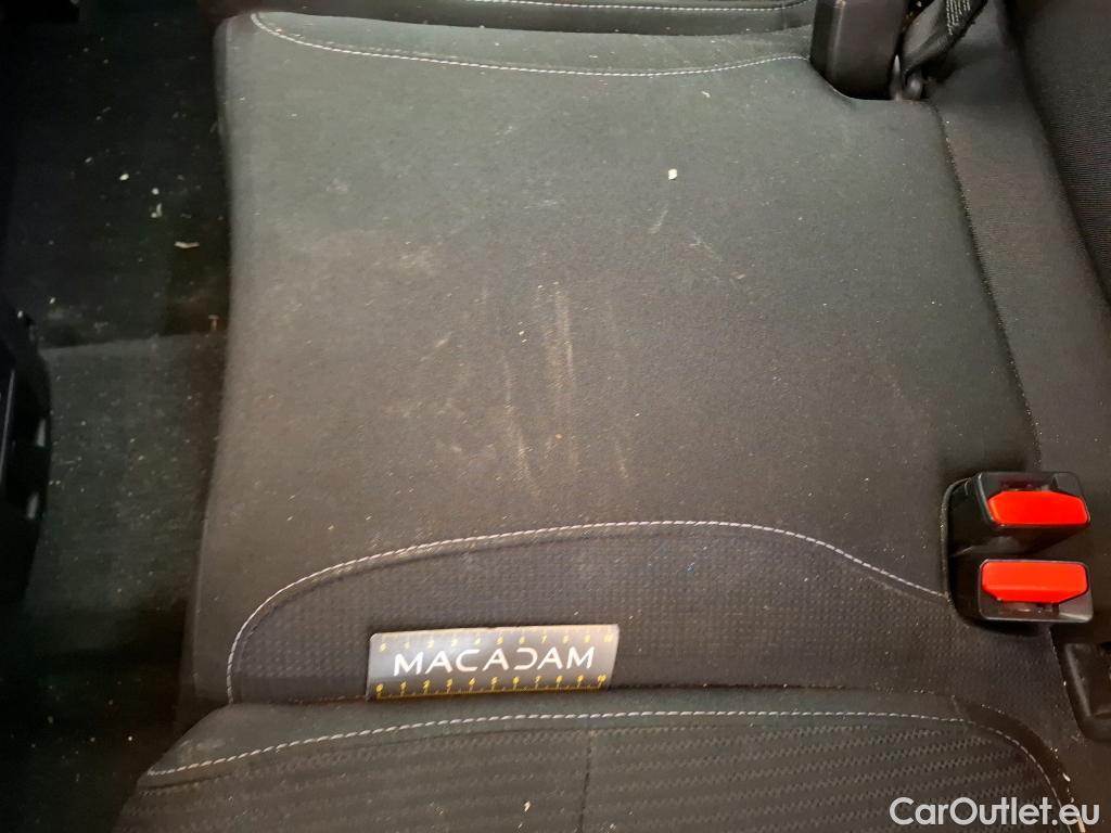  Renault  Megane RENAULT Mégane Berline / 2020 / 5P / Berline Business E-Tech hybride rech 160 -21N #42