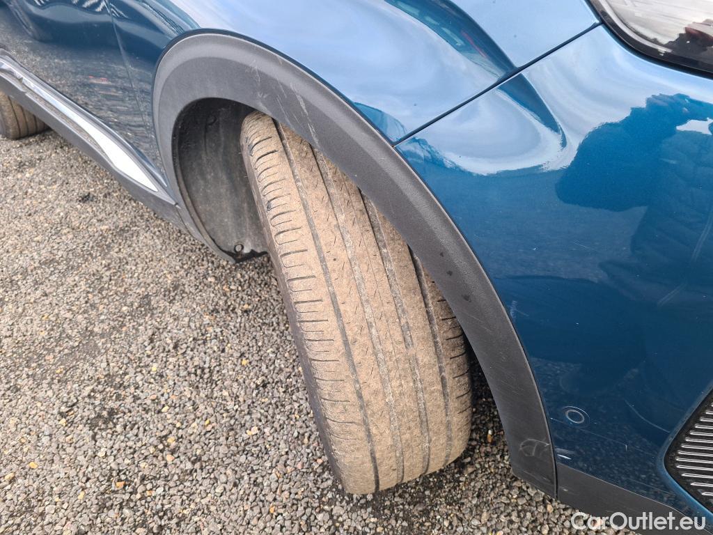  Peugeot  3008 PEUGEOT  / 2020 / 5P / SUV 1.6 HYBRID 225 E-EAT8 GT #7