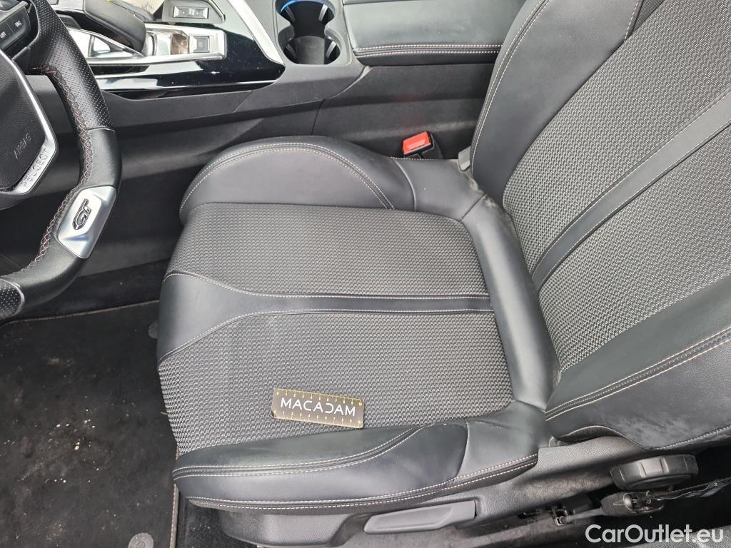  Peugeot  3008 PEUGEOT  / 2020 / 5P / SUV 1.6 HYBRID 225 E-EAT8 GT #20