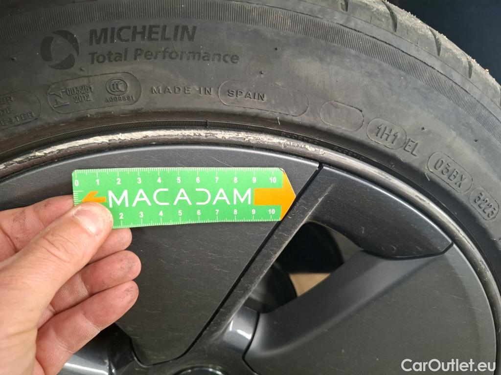  Tesla  Model 3 TESLA  / 2018 / 4P / Berline Grande Autonomie Dual Motor AWD #21