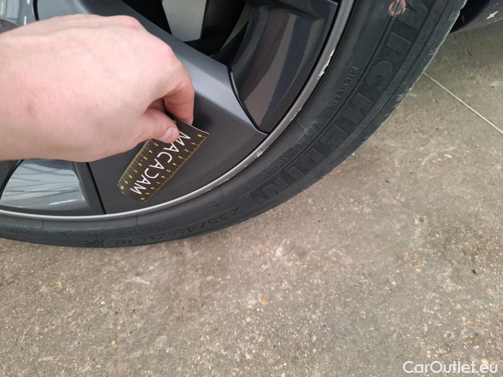  Tesla  Model 3 TESLA  2018 4P Berline Propulsion #15