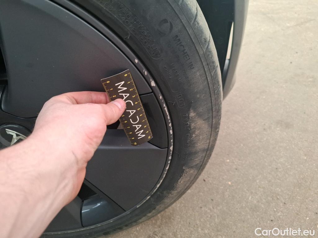  Tesla  Model 3 TESLA   2018 4P  Berline Propulsion #18