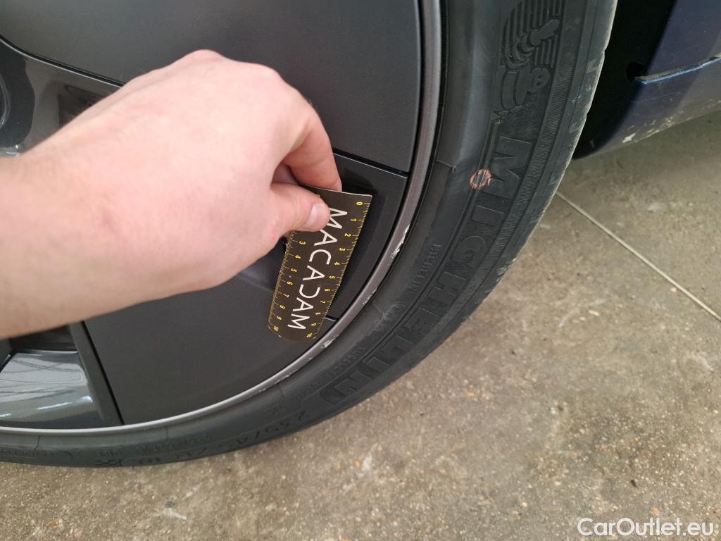  Tesla  Model 3 TESLA  2018 4P Berline Propulsion #14