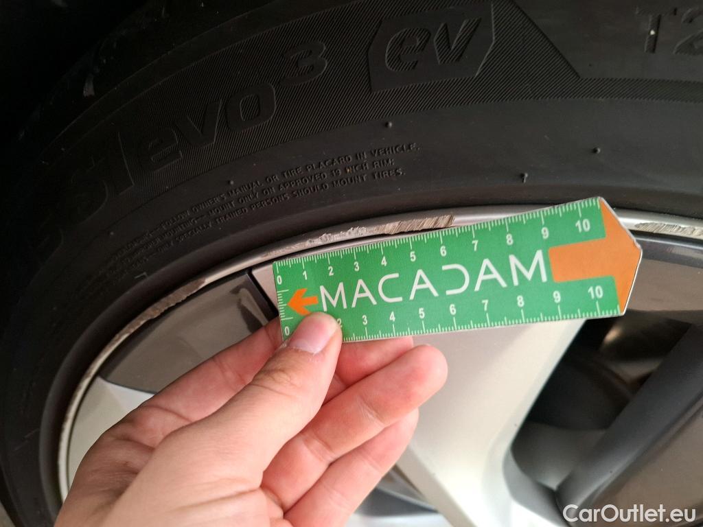  Tesla  Model Y TESLA  / 2020 / 5P / SUV Long Range Dual Motor AWD #4