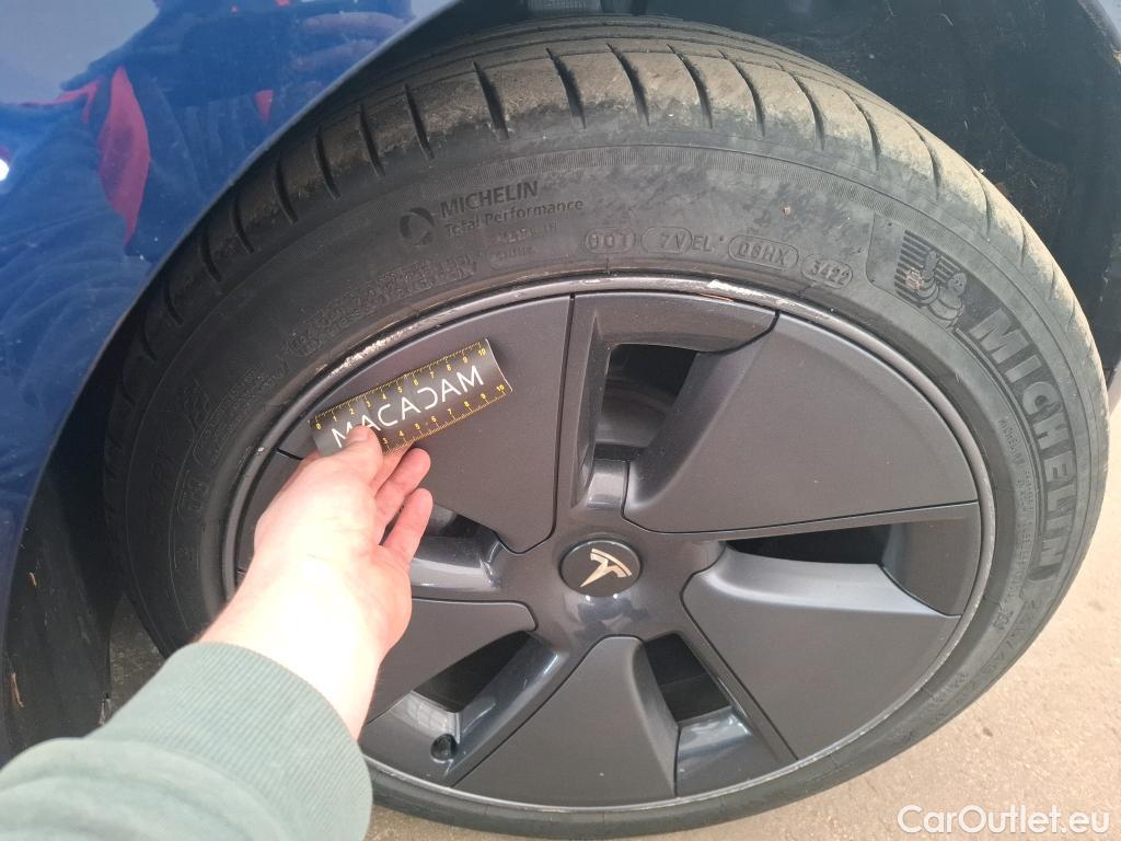  Tesla  Model 3 TESLA  2018 4P Berline Propulsion #27