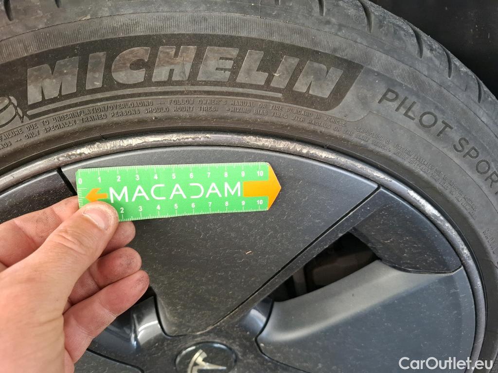  Tesla  Model 3 TESLA  / 2018 / 4P / Berline Grande Autonomie Dual Motor AWD #10