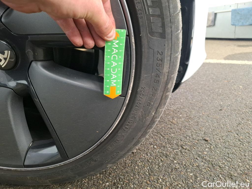  Tesla  Model 3 TESLA  / 2018 / 4P / Berline Grande Autonomie Dual Motor AWD #22