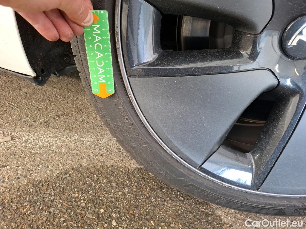  Tesla  Model 3 TESLA  / 2018 / 4P / Berline Grande Autonomie Dual Motor AWD #13