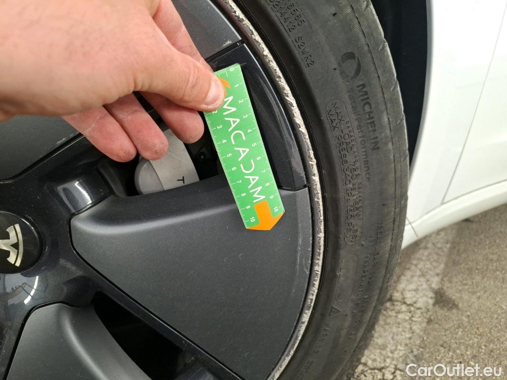  Tesla  Model 3 TESLA  / 2018 / 4P / Berline Grande Autonomie Dual Motor AWD #5