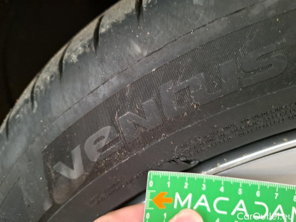  Tesla  Model Y TESLA  / 2020 / 5P / SUV Long Range Dual Motor AWD #9