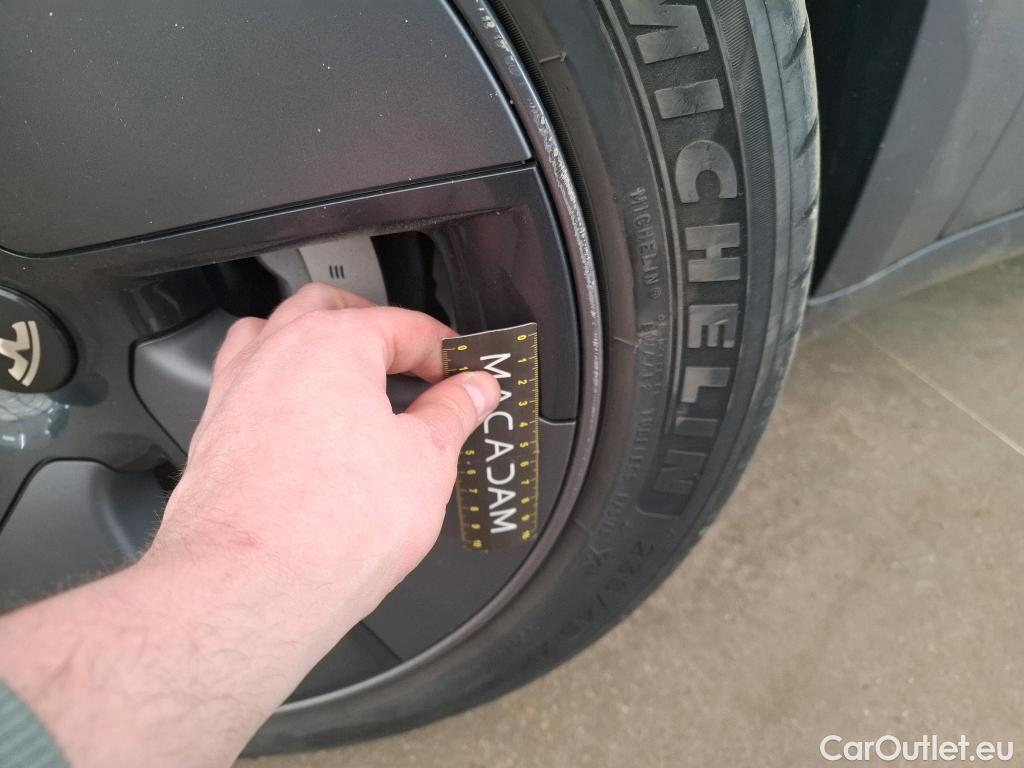  Tesla  Model 3 TESLA   2018 4P  Berline Propulsion #11