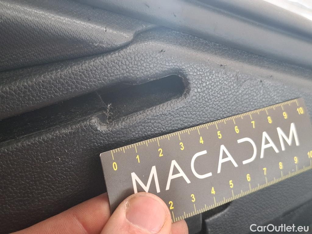  Volkswagen  Arteon VOLKSWAGEN  Shooting Brake / 2020 / 5P / Break 1.4 EHYBRID OPF DSG6 R-LINE #93