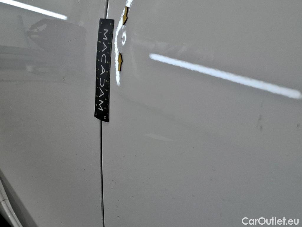  Toyota  Yaris TOYOTA  Hybride 5p Berline 1.5 VVT-I HYBRID France #5