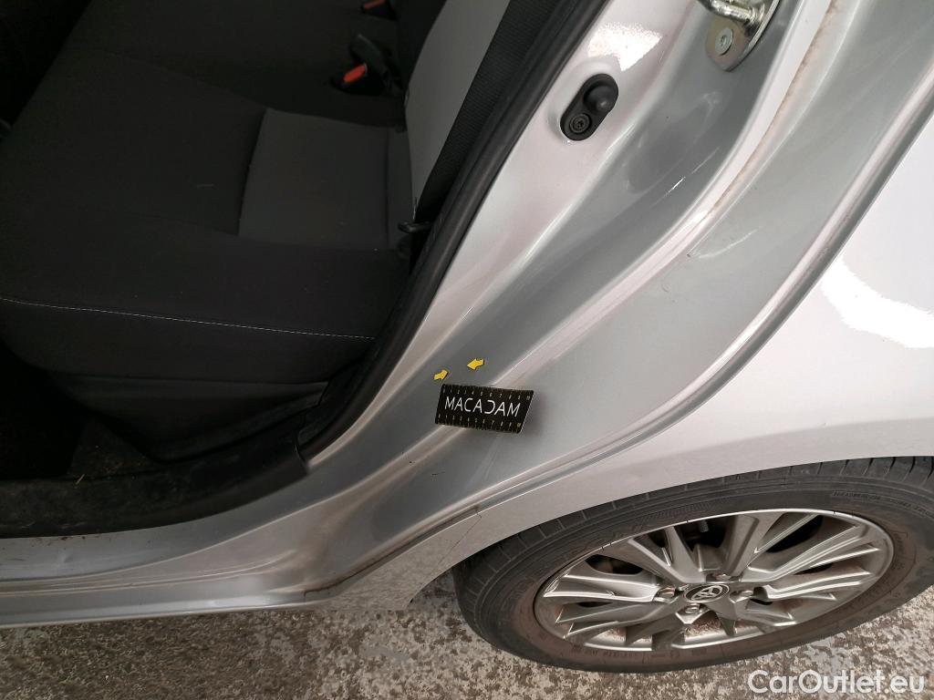  Toyota  Yaris TOYOTA  Hybride 5p Berline 1.5 VVT-I HYBRID Dynamic #8