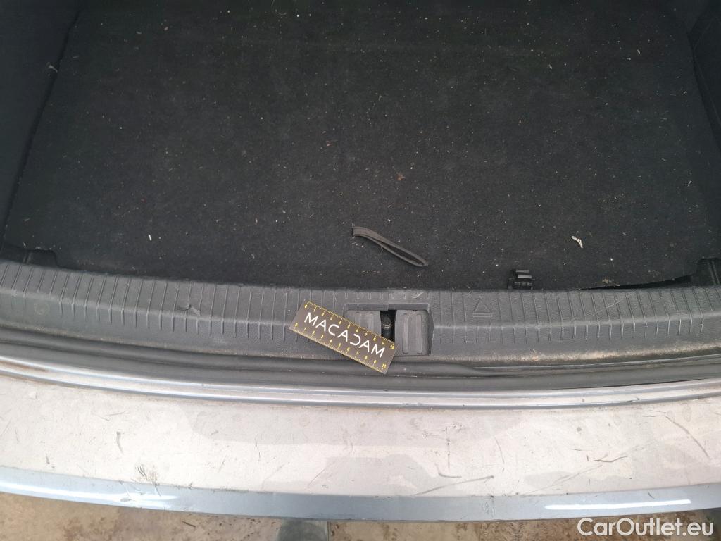  Volkswagen  Arteon VOLKSWAGEN  Shooting Brake / 2020 / 5P / Break 1.4 EHYBRID OPF DSG6 R-LINE #51