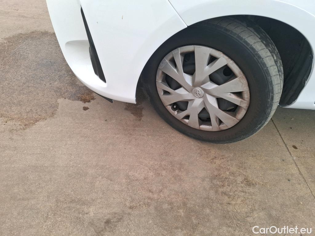  Toyota  Yaris TOYOTA  Hybride 5p Berline 1.5 VVT-I HYBRID France #10