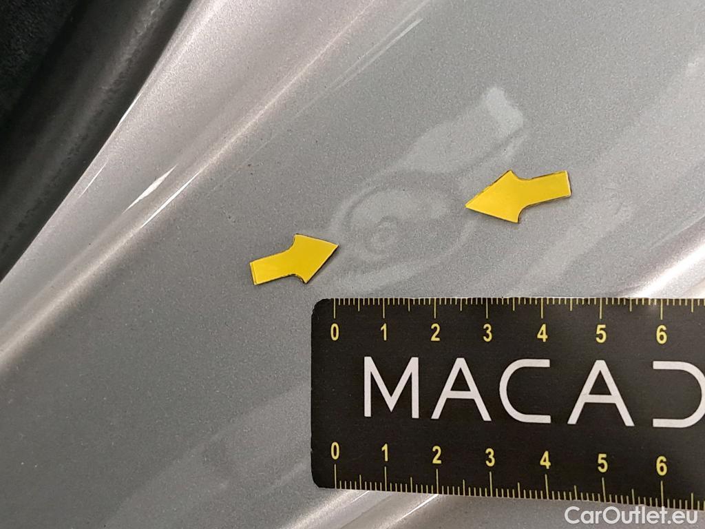  Toyota  Yaris TOYOTA  Hybride 5p Berline 1.5 VVT-I HYBRID Dynamic #9