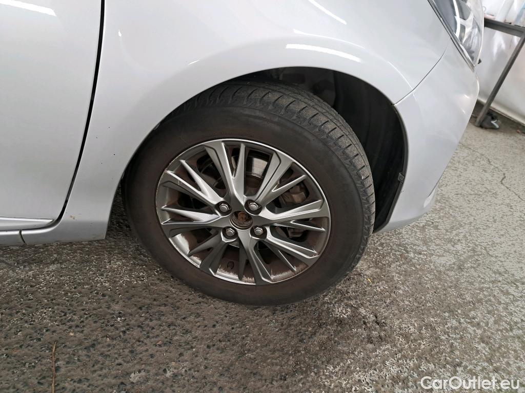  Toyota  Yaris TOYOTA  Hybride 5p Berline 1.5 VVT-I HYBRID Dynamic #15