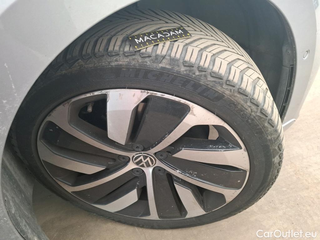  Volkswagen  Arteon VOLKSWAGEN  Shooting Brake / 2020 / 5P / Break 1.4 EHYBRID OPF DSG6 R-LINE #23