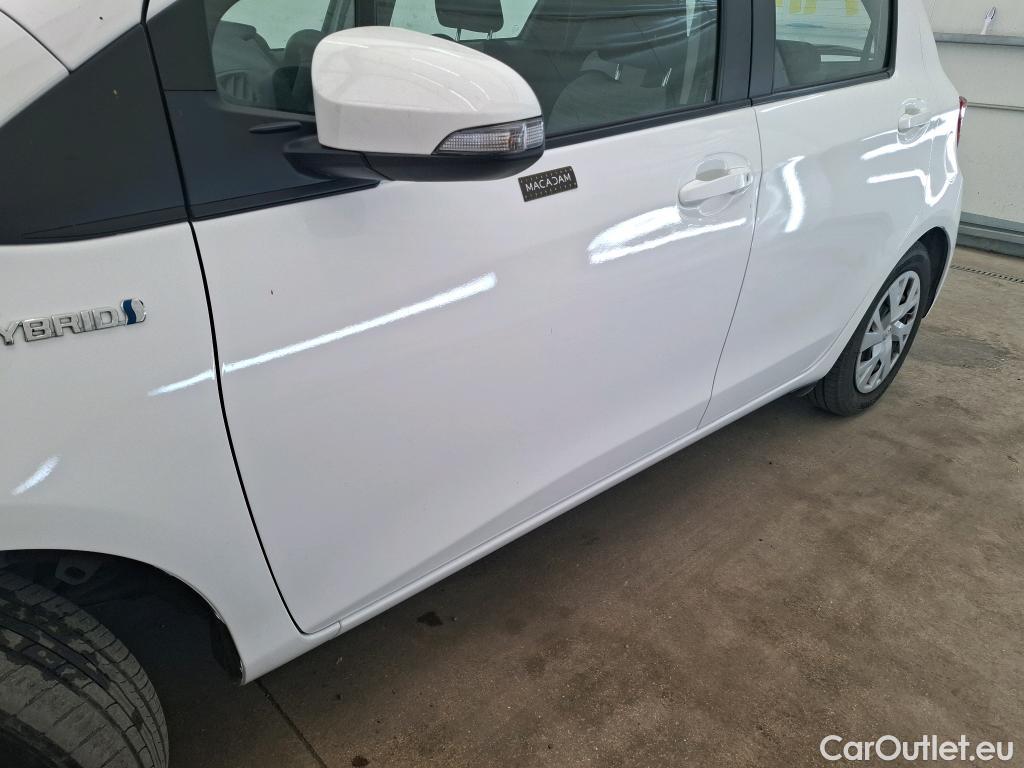  Toyota  Yaris TOYOTA  Hybride 5p Berline 1.5 VVT-I HYBRID France #1