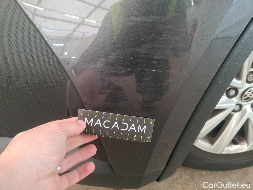  Land Rover  Discovery TOYOTA C-HR / 2023 / 5P / SUV 1.8 Hybride 140 Dynamic Business #4