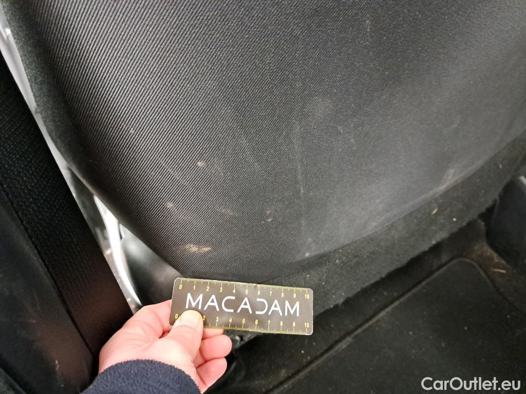  Toyota  Yaris TOYOTA  Hybride 5p Berline 1.5 VVT-I HYBRID Dynamic #14