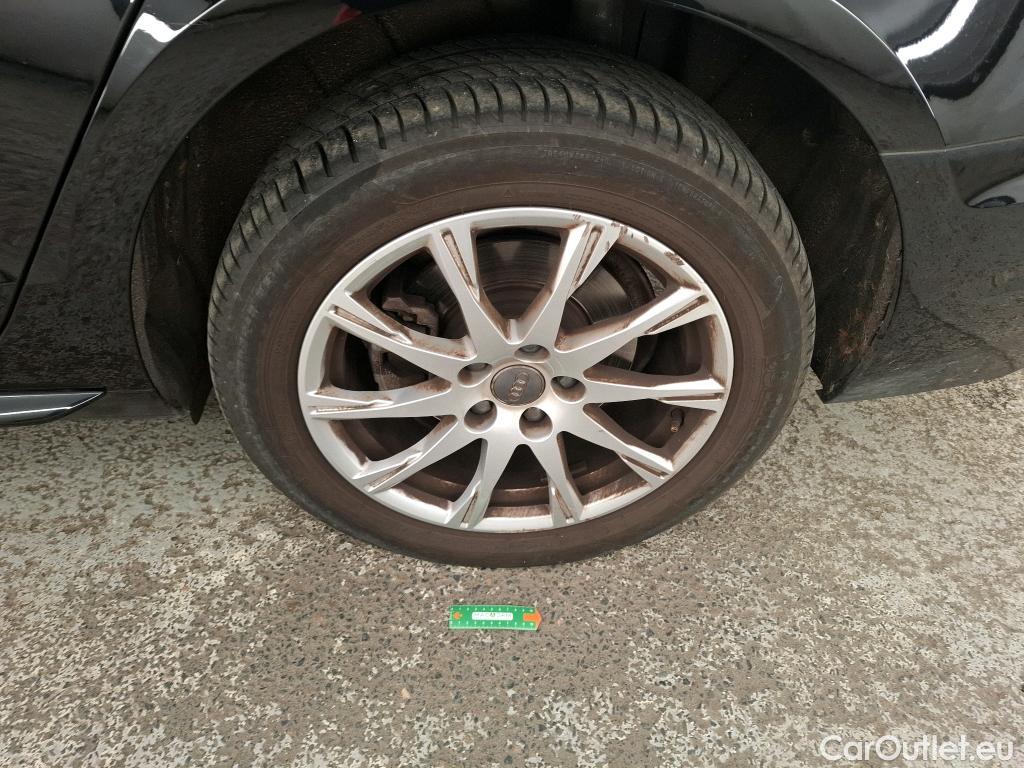  Audi  A4  Lim. 35 TDI Business line 2.0 TDI 165CV BVA7 E6d #47
