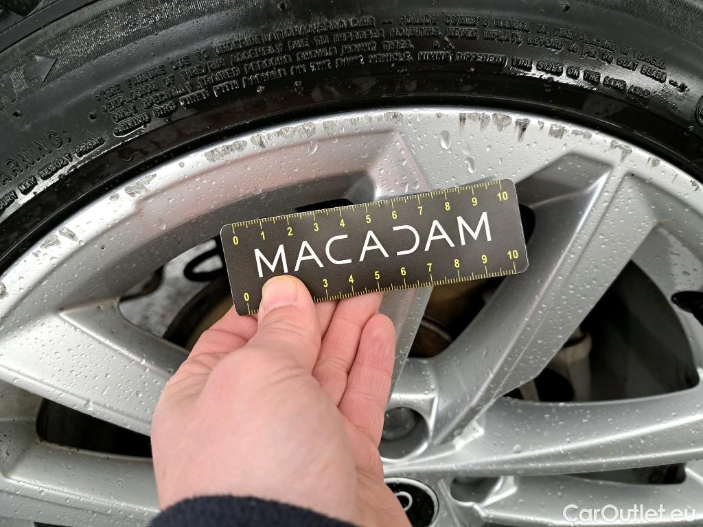  Audi  A3 AUDI  Sportback / 2020 / 5P / Berline 35 TFSI 150 S Tronic Business Line #23