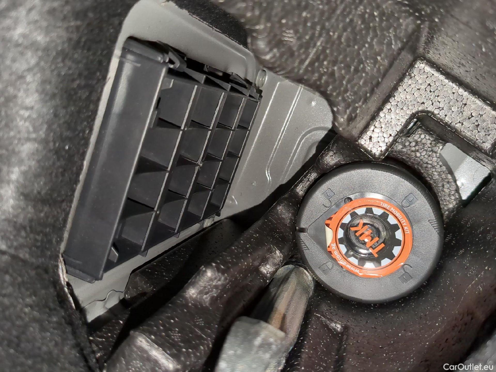  Bmw  X2 Série  sDrive 18i Lounge 1.5 135CV BVA7 E6d #6